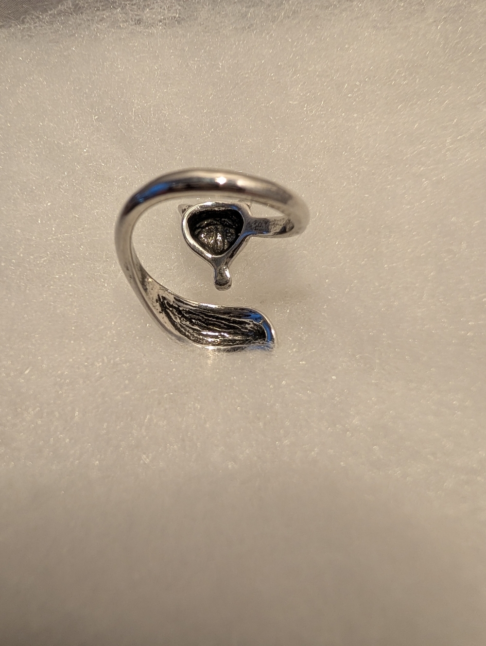 Silver Fox Bypass Ring - Picture 3 of 4
